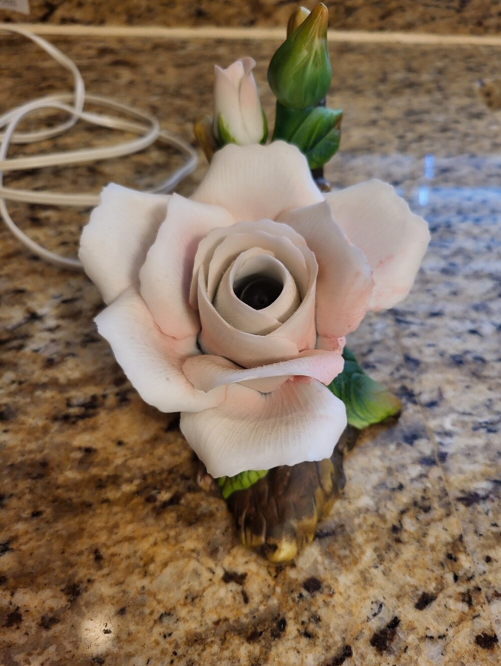 VTG. Porcelain 4.5 × 4.5 × 5 Inch Plug In Pink Rose Nightlight